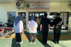 Pranata Keuangan APBN Terampil Sampaikan Morning Briefing kepada Petugas Keamanan dan Kebersihan Pengadilan Agama Sidikalang